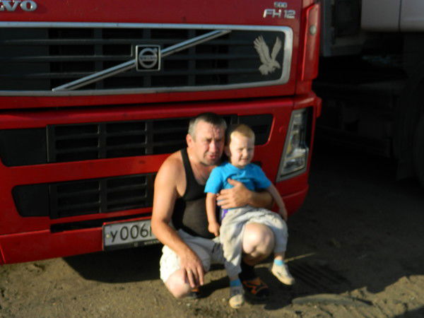 Виталий Ларионов