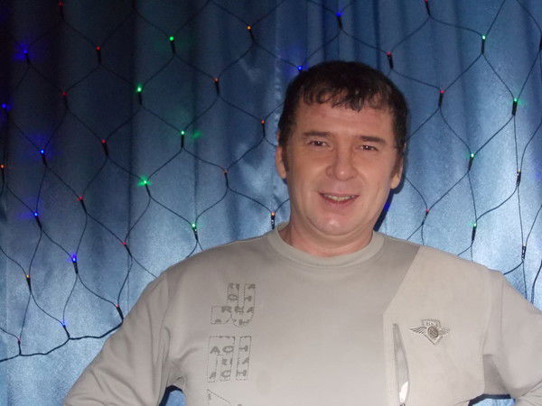 Олег Веснин