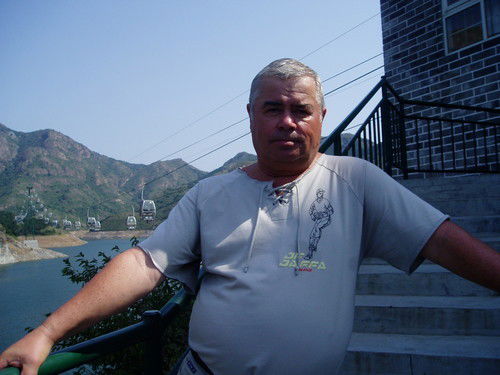 Владимир Попов