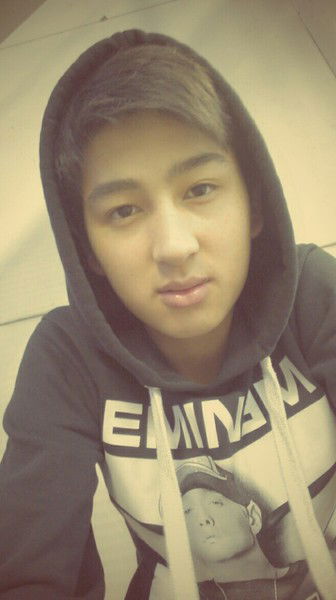 9 Paren Krutoi.. ..no Ne Zloi