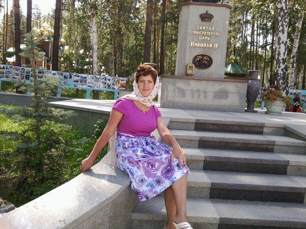 Жуковская Дина