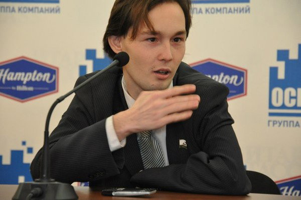 Максим Кривенков