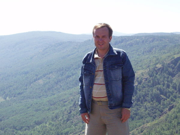 Борис Жаровин