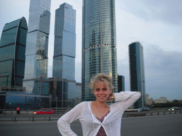 Неважно Симонна