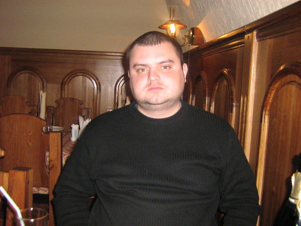 Олег Резников