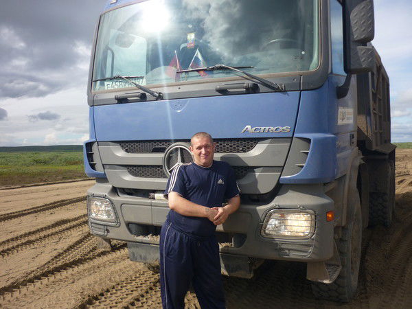 Александр Мельников