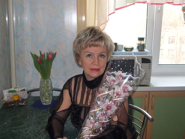 Елена Карелина