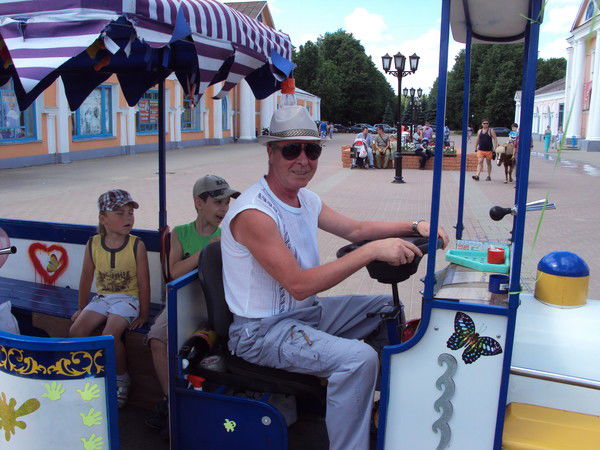 Игорь Касин