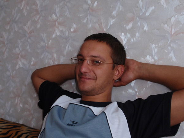 Максим Власов