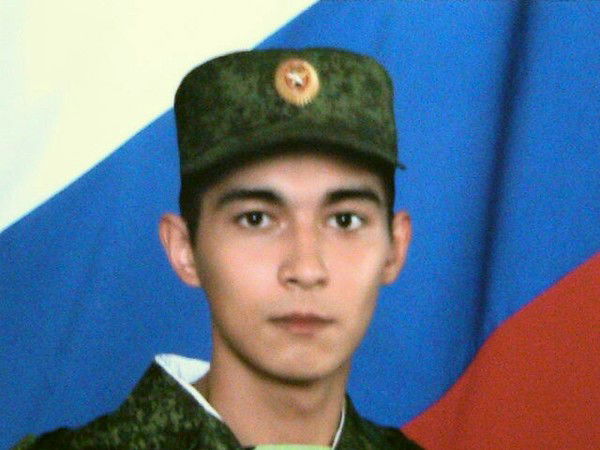 Артур Миров