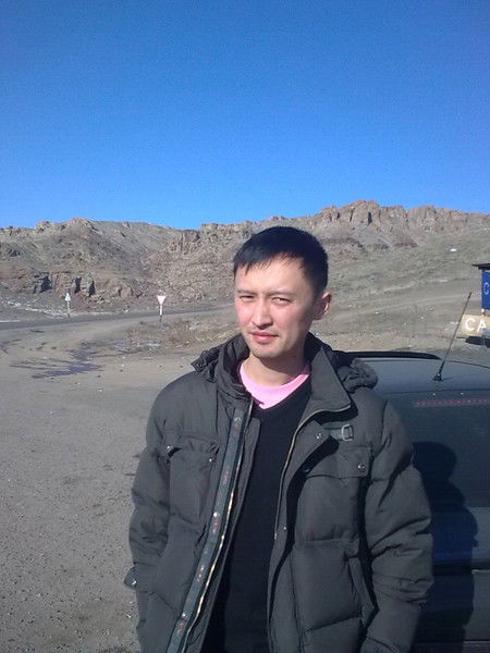 Максут Макежанов