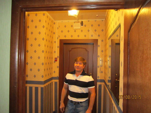 Александр Николаев