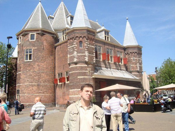 Сергей Алуев