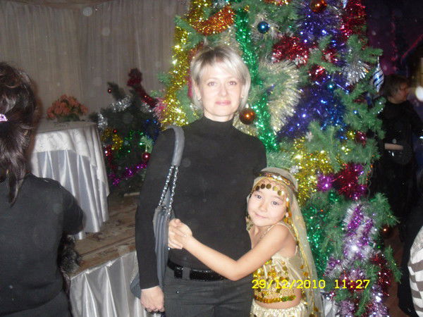 Лена Семенидо