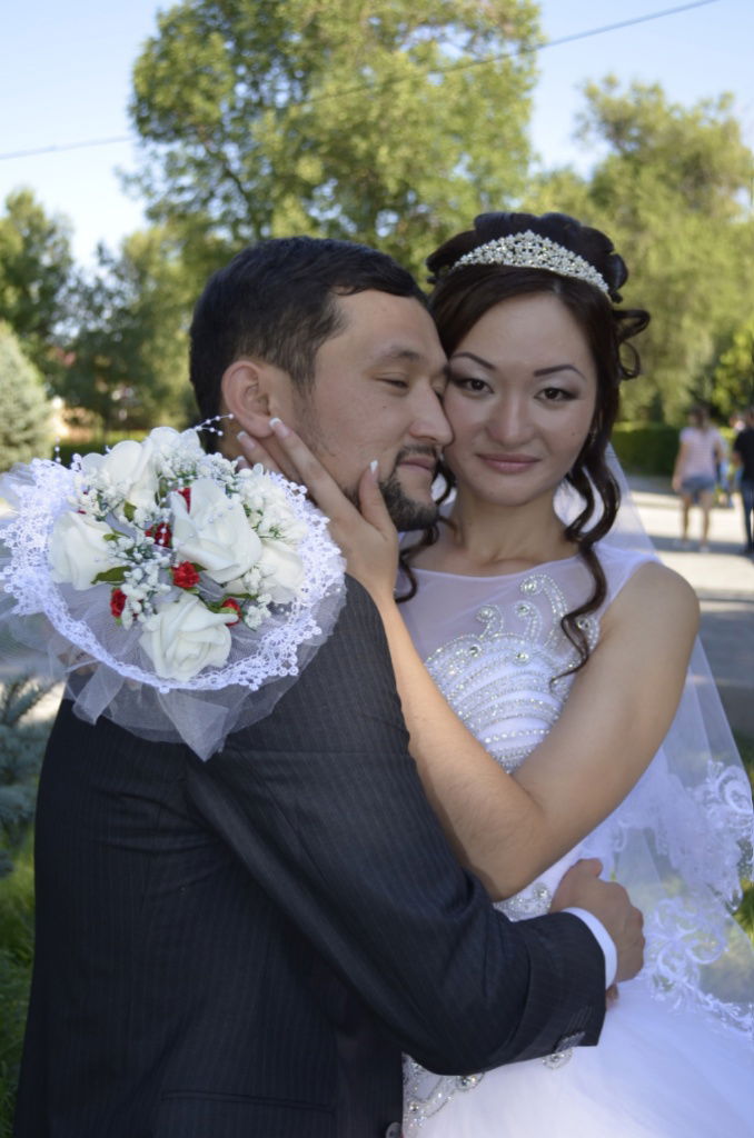 ))) Калиханова