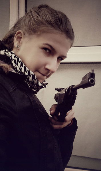 Настя Сахарова