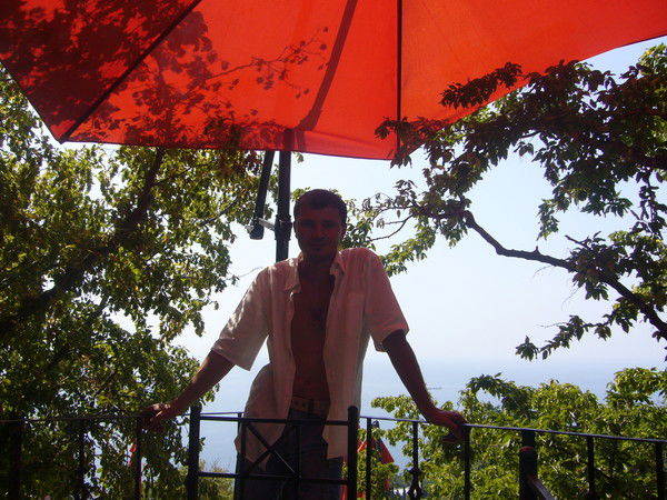 Олег Борзенец