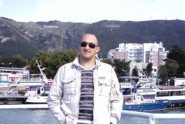 Николай Захаренко