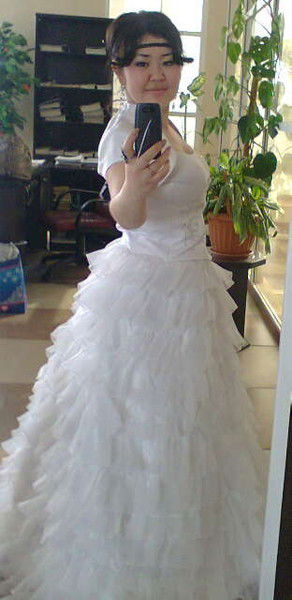 Ляззат Назымбек