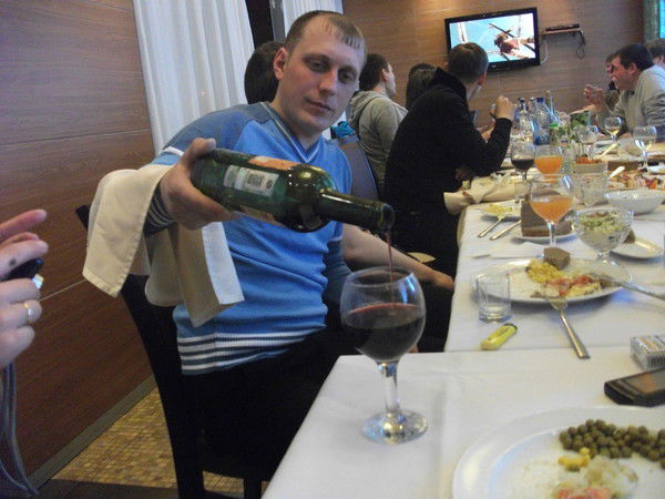 Антон Серветник