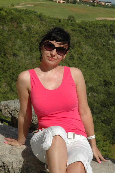 Анна ............