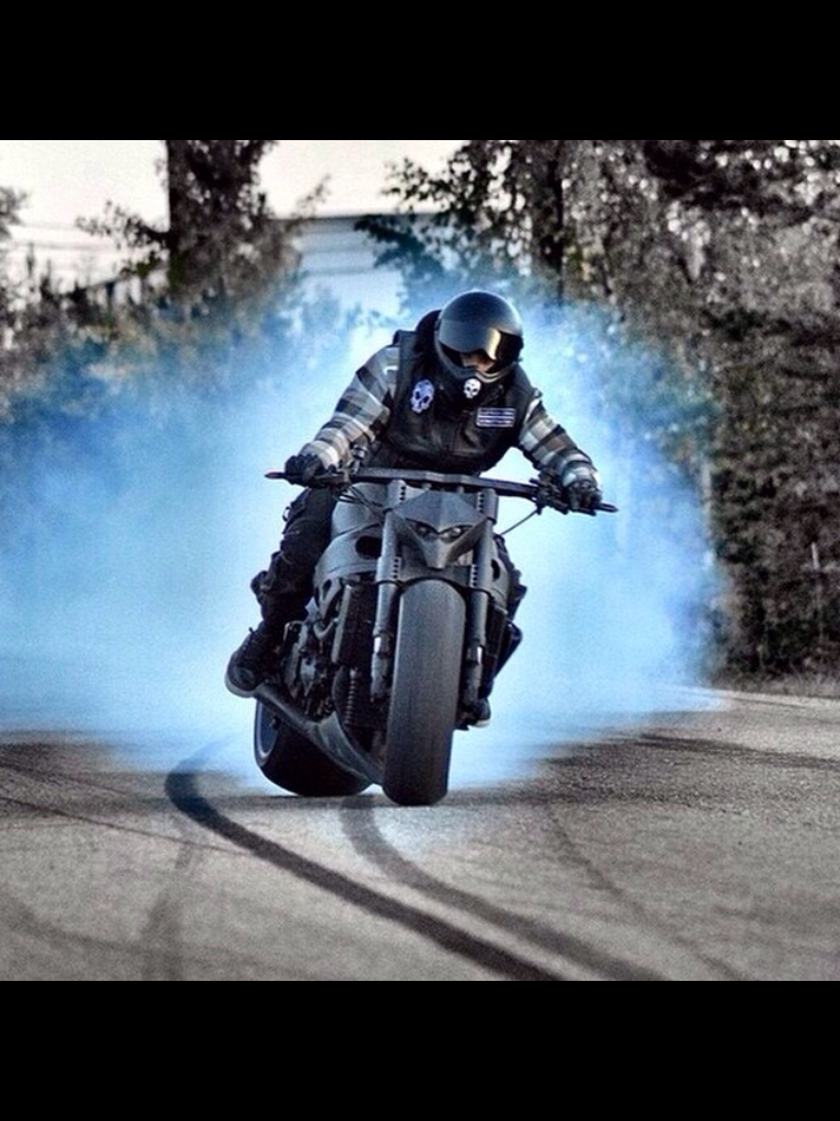 Александр Маматов