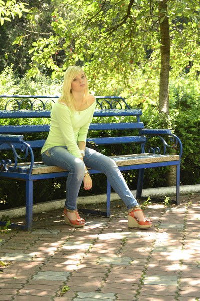 Александра Топоркова