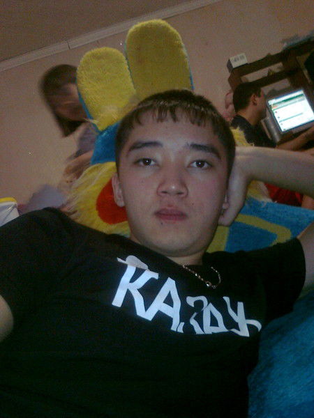 Азамат Затлеув