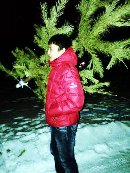 Данияр Аяганов