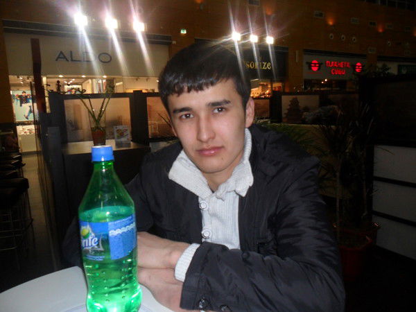 Камолжон Раззаков