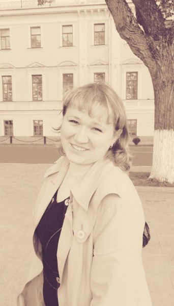 Оля Белоусова