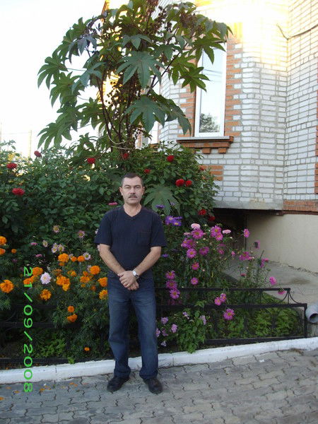 Гена Молоков