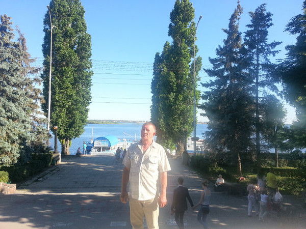 Владимир Лаврик