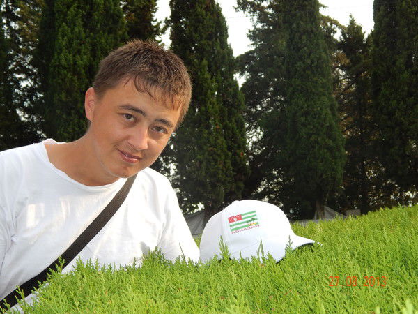 Азамат Бикбаев