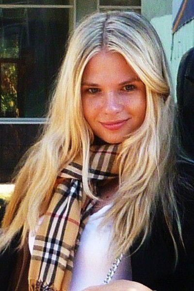 Анна Новоженина