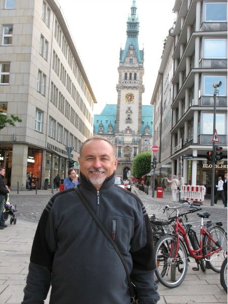 Игорь Иванов