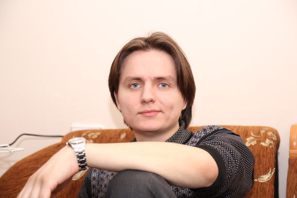 Евгений Романов