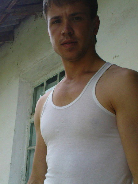 Илья Артёмов