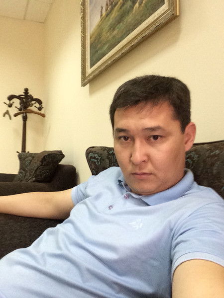 Амир Касенов