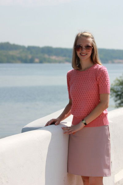 Елена Плешанова