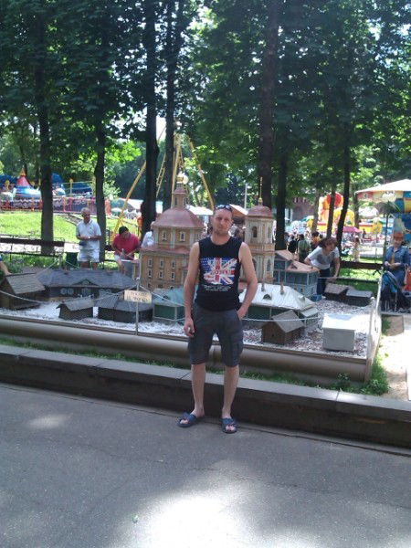 Александр Сергеенко