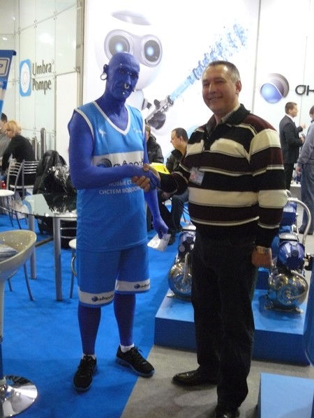 Михаил Антонов