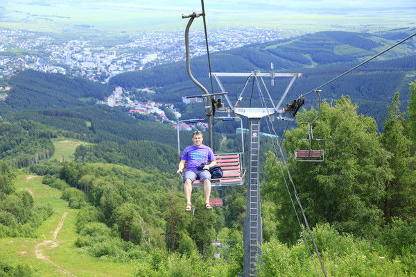 Артем Фролов