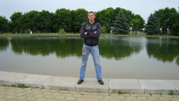 Виктор Алёхна