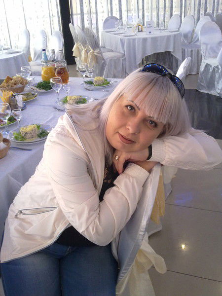 Александра Кирсанова