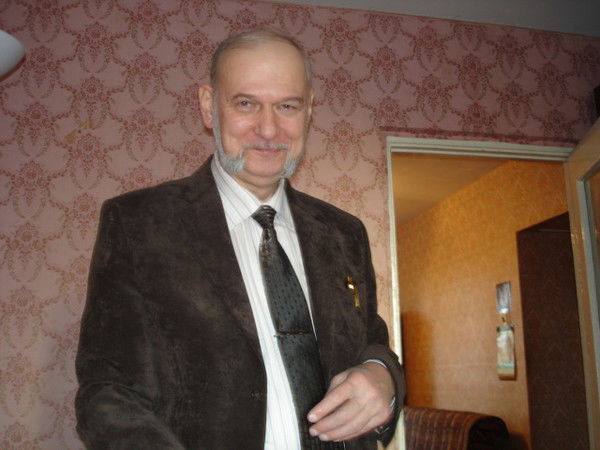 Владимир Титов