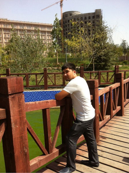 Немат Каримов