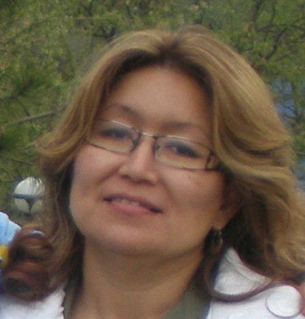 Алма Ескенова