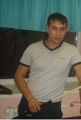 Анур Мухаметов