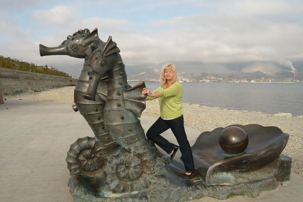 Елена Сухова